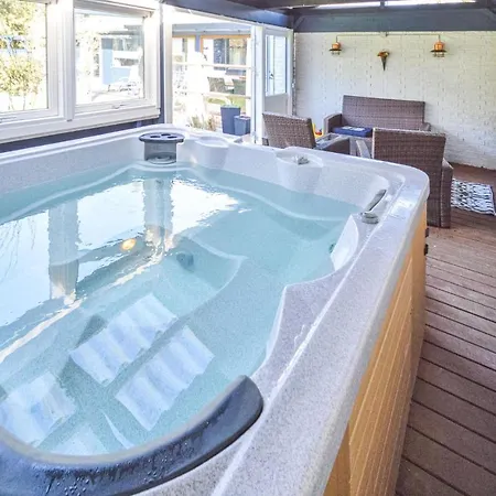 3 Bedroom Cozy In Rdby * Rødby