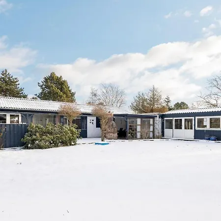 度假居 3 Bedroom Cozy In Rdby