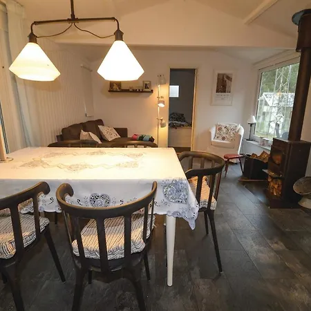 3 Bedroom Cozy In Rdby Rødby