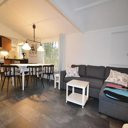 3 Bedroom Cozy In Rdby *